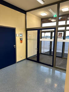 Sporthalle Criewen Eingangsbereich